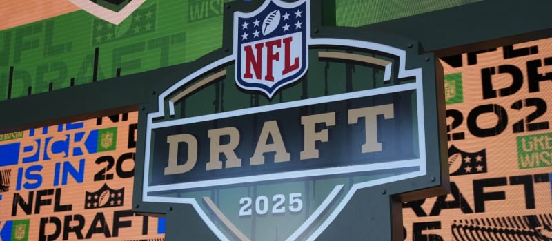 Best Fantasy Football Cheat Sheet for Your 2025 Draft | WagerKey