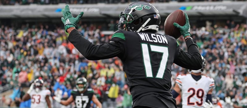 Fantasy Football ADP : Exploiting Default Rankings for 2025 on ESPN