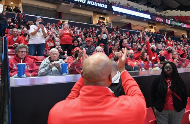 “PCA! PCA! PCA!” — What Chicago’s Loudest Chant Means for Your Betting Slip